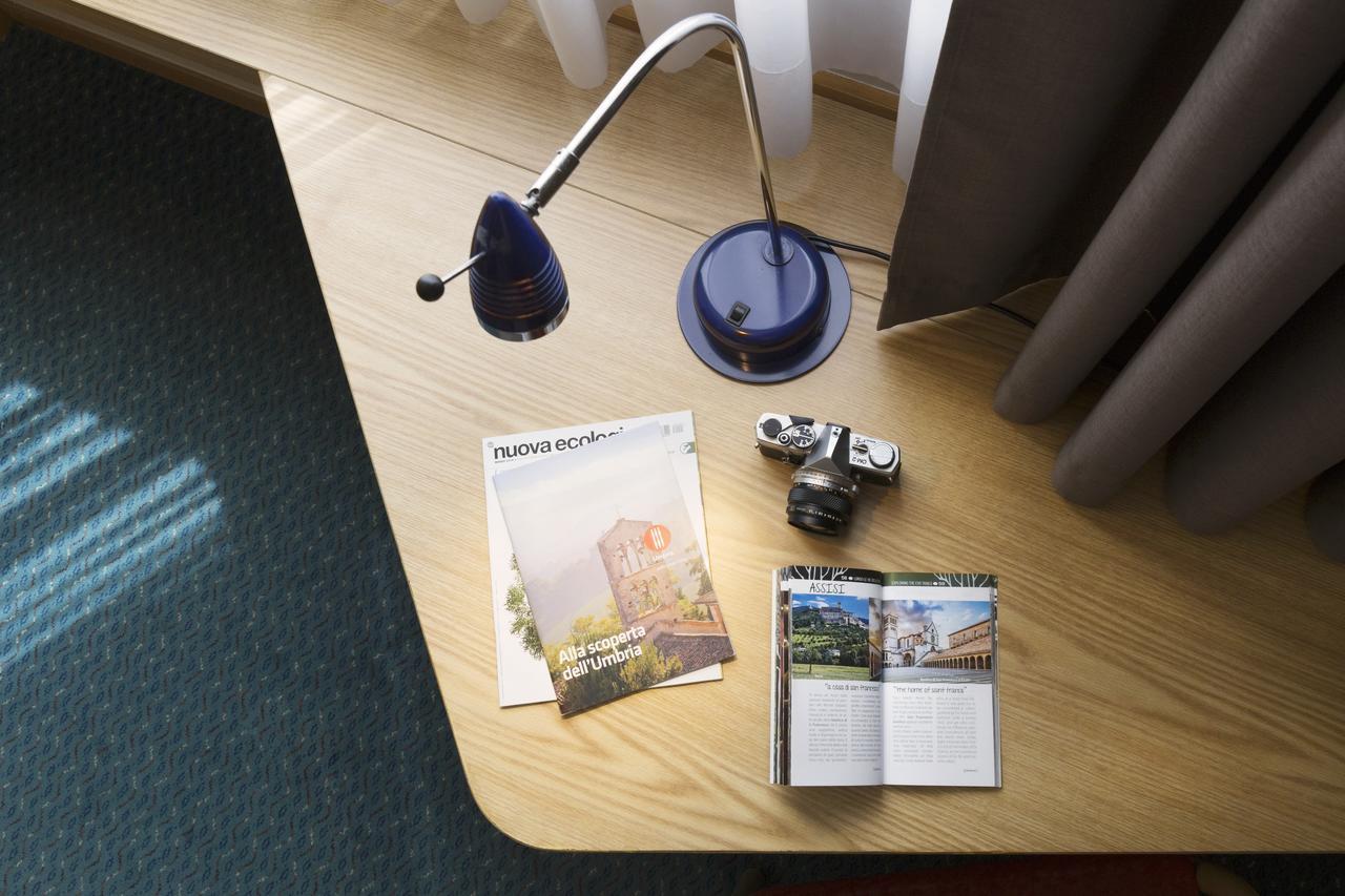 City Hotel & Suites 福利尼奥 外观 照片
